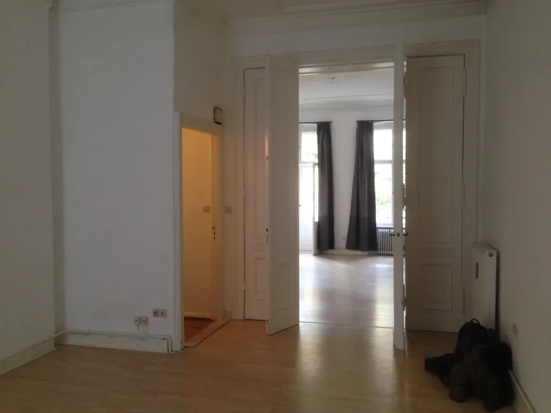 Friedenau: 3 Zi-Wohnung / Altbau — photo 1